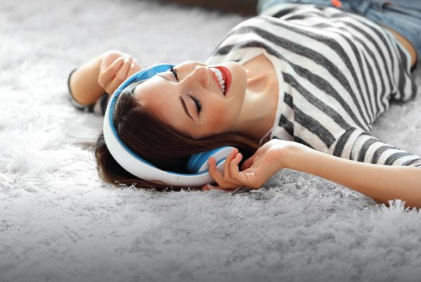 syncbox brand design girl